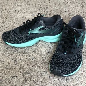 NEW Brooks Launch 4 Women’s Running Shoes - 7.5